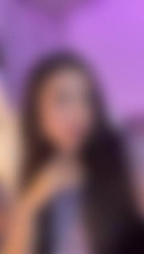 Some kisses for u darling 😘❤️ https://www.camsoda.com/bubble... by bubble-gum