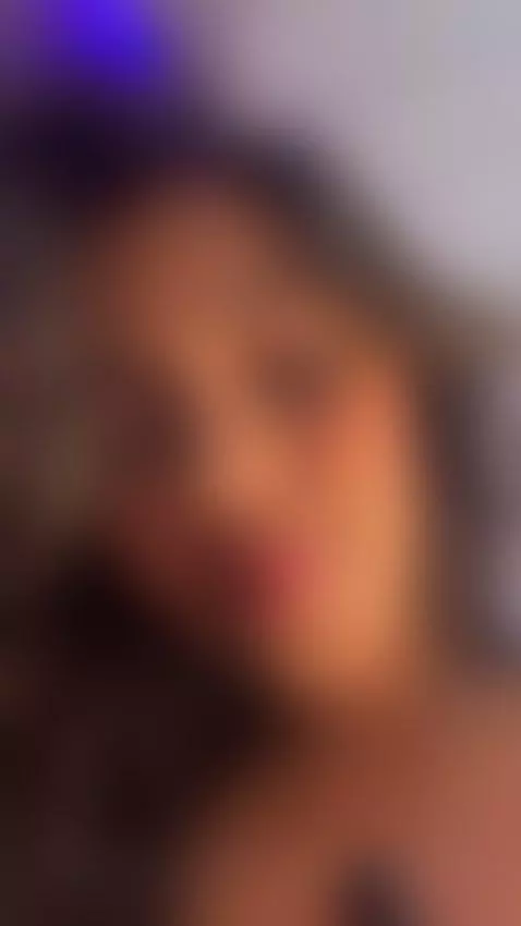 Hey there! im online now! 😈🔥 by victoria-becker