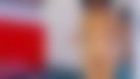 come and tell me if you like my sexy body love by sexy-alanna