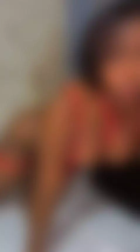 Do you want me in your bed? And on all fours? by kimamodel