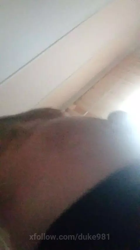 Body language and jerking my cock! by duke981