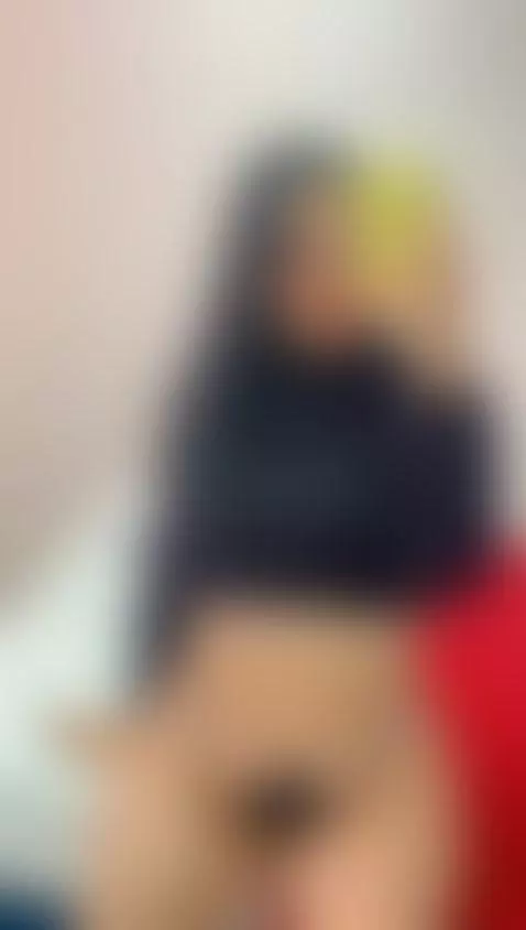 Your sweet girl is still online by hannah-summer