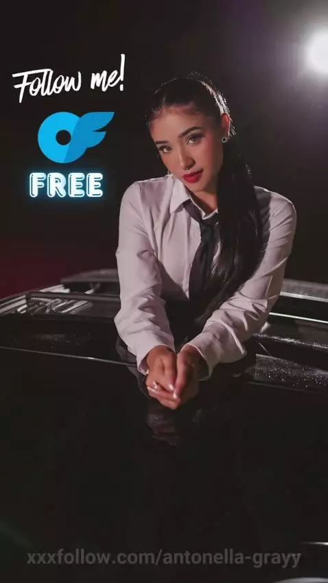 My love, run and follow me on my onlyfans for free by antonella-grayy