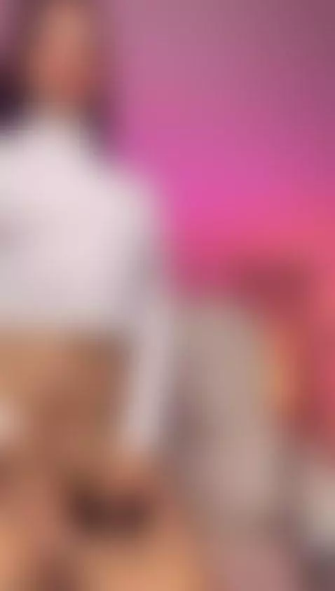 It's so nice to spend time together today; I'm really lookin... by antonella-grayy