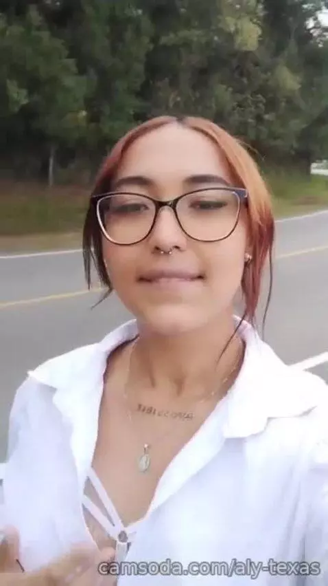 beautiful tits outdoors 🍒😈 by aly-texas