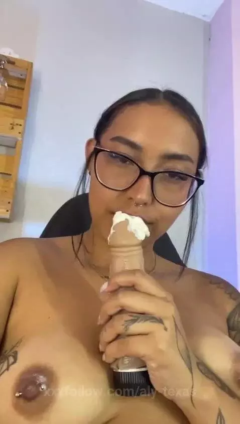 I want all your milk in my mouth, come cum in me by aly-texas