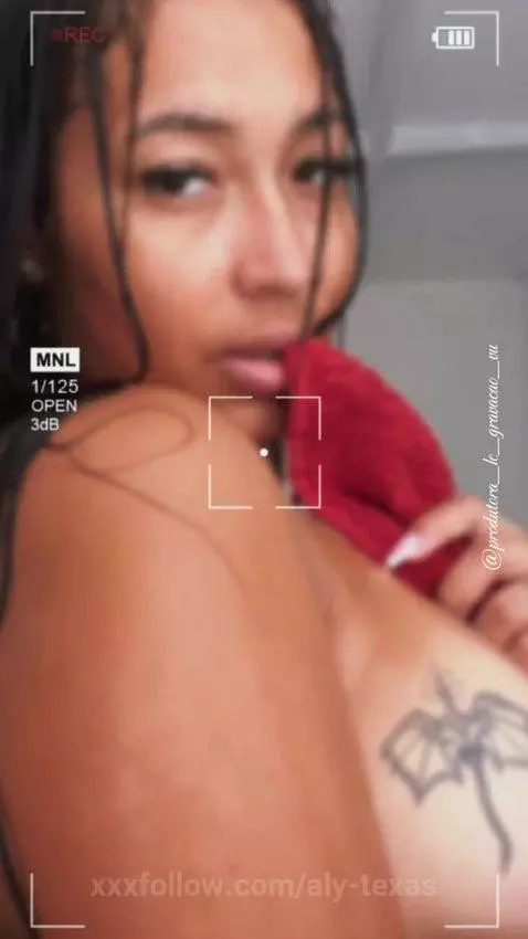 Let yourself be carried away by the desire to have my body 🍒... by aly-texas