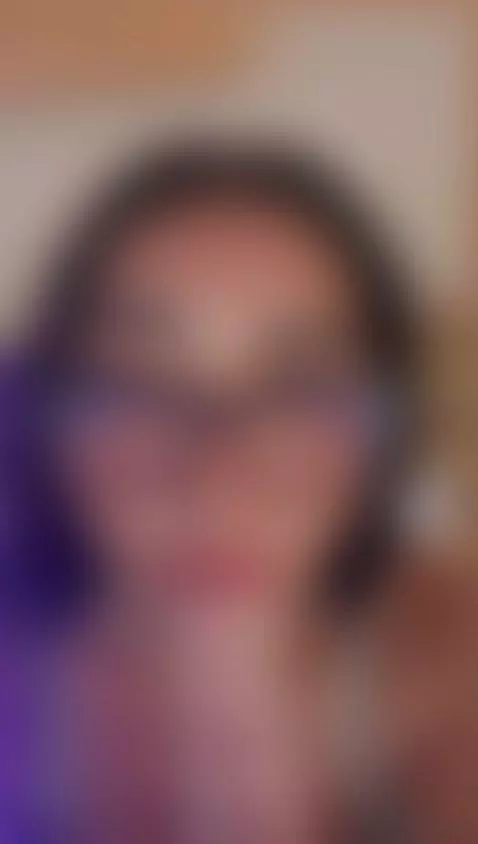 Let me suck your cock until you cum on my tongue 🤤💦🥵
live No... by aly-texas