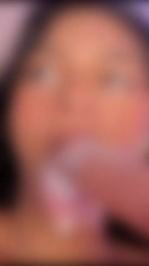 My body trembling as I open just for you 😈🔥 by fridamodel1