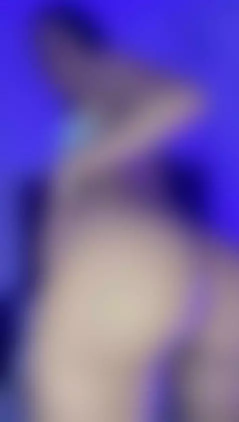 There are bodies… and then there's mine 😈💫 by alysson23