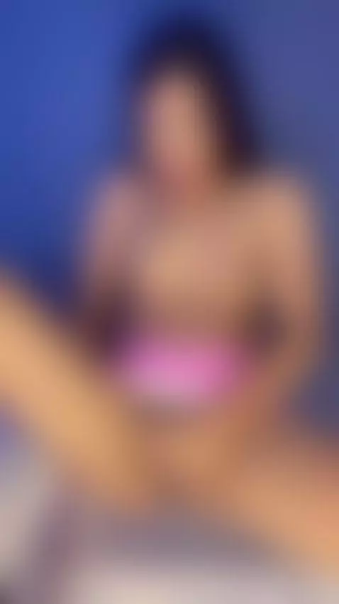 Sometimes desire doesn’t need words, just a look 😏💫 by alysson23