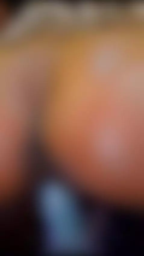 I bite my lips thinking about what you’d do if you were here... by alysson23