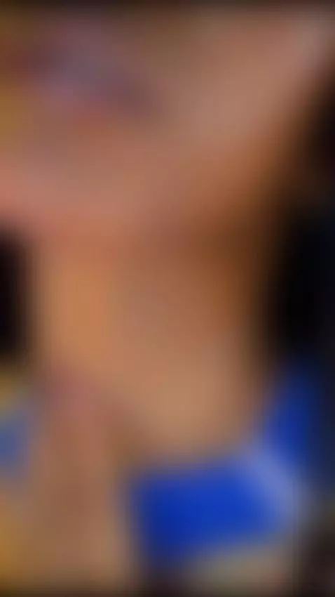 When you look at me like that, I lose all my defenses 💞😏 by alysson23