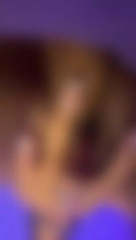 My body sets the rhythm 😈✨https://es.stripchat.com/alysson_1... by alysson23