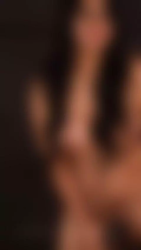 my toy vibrating in my pussy until I lose control 🫨😈 by charlotte1123