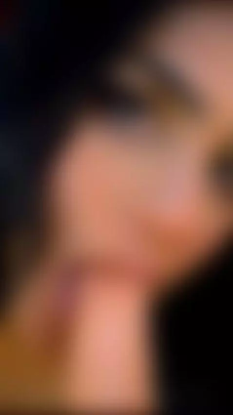 In my hands… your favorite fantasy 😏🔥 by charlotte1123