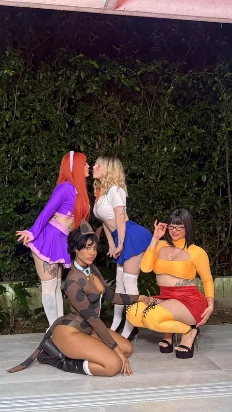 @devilkhloe_ @brittany_taylor111 @nefernik @daniortizx_ by daniortizx