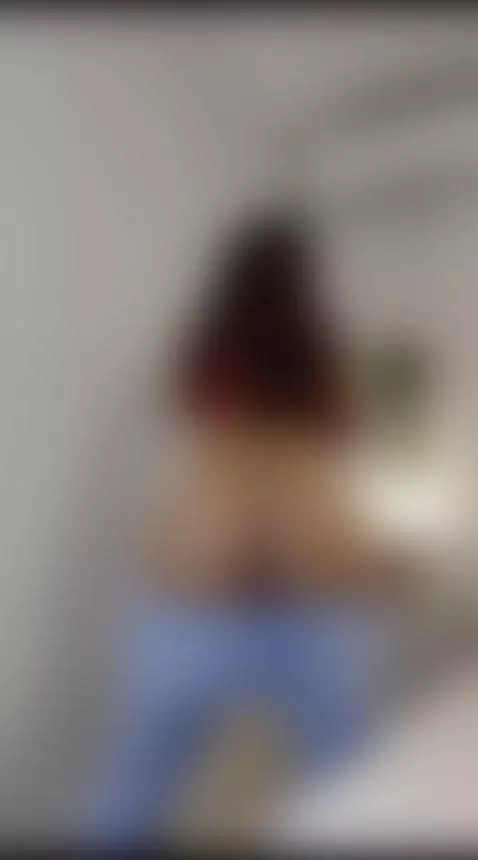 My big ass awaits you 🍑🍑 by lina-divaa1