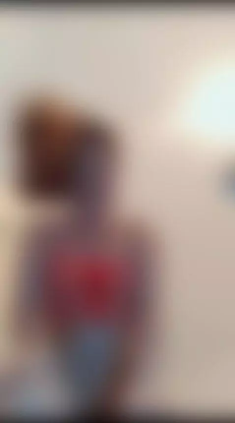 Hi😈💦🍒 by lina-divaa1