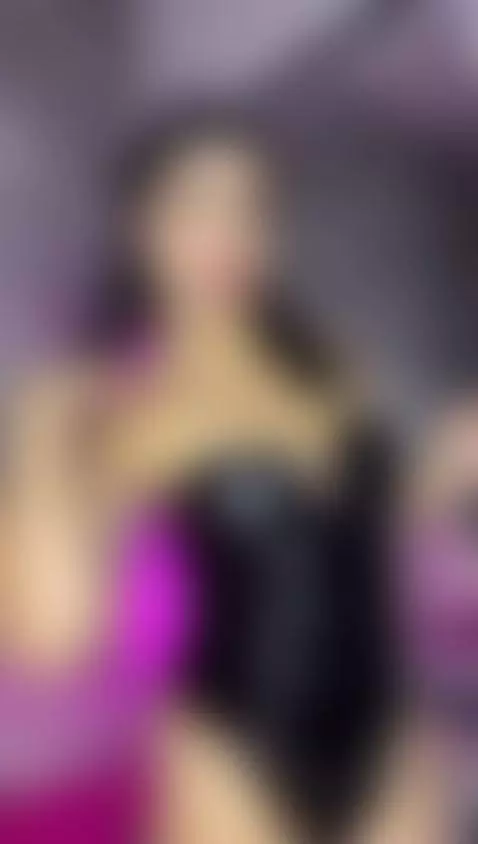 Come to se your fav girl online!! by emmagoddess