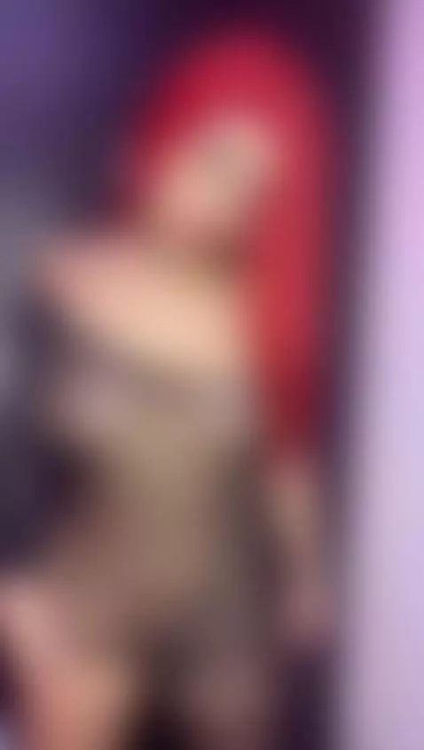 👑UR QUEEN ITS HERE👑 by emmagoddess