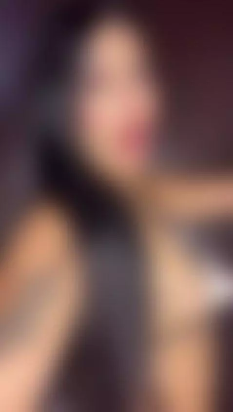 Spank my big ass by emmagoddess