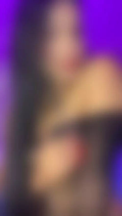 Can i sit on ur cock? Online right now 🥰🥵 by emmagoddess