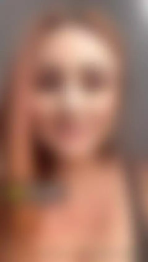 i am mia by mialourense