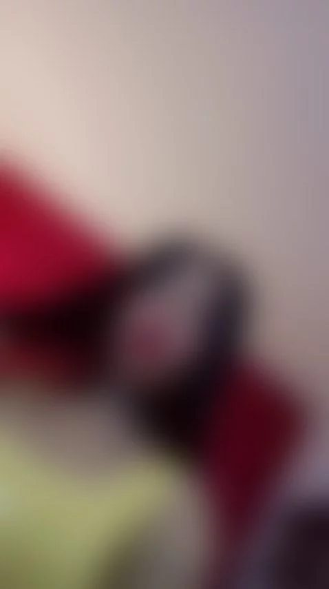 I'm so hot for you by zariabrock