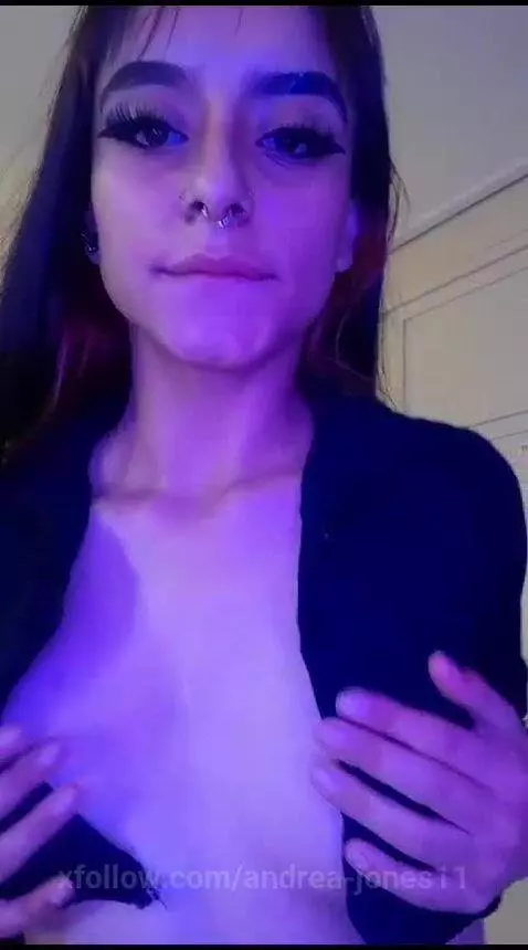 suck my tits by andrea-jones11