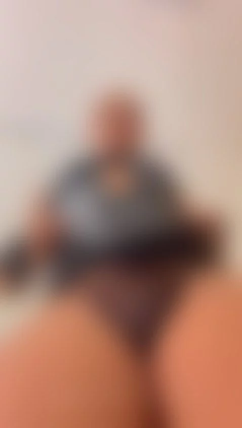 Let me put my pussy in your face! 🔥😈Dont forget to follow me by lizzyhalls