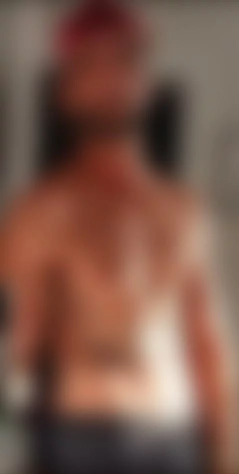 @juccyjj looking shredded by juucyjj