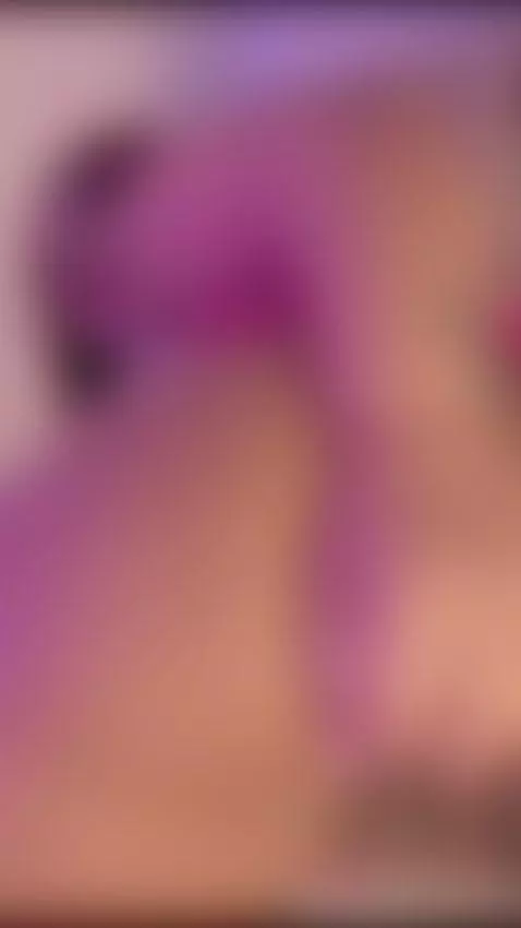 The more you look at me… the naughtier I get 😘🔥 by zoemodel