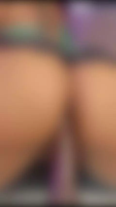 Just to whet your appetite 😏🔥 by zoemodel