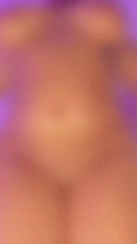 There's a reason I keep thinking about it 👀✨https://es.strip... by zoemodel