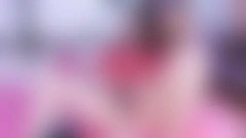 I like to feel how my pussy squirts for you by emmilyjoness