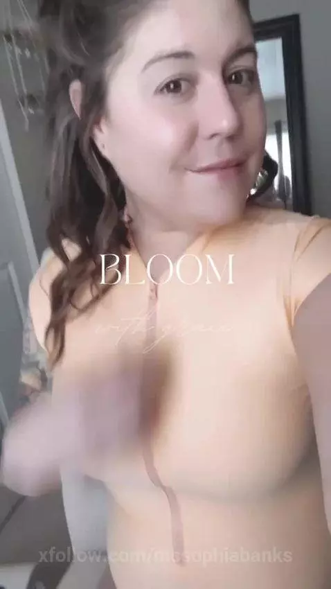 Bloom with grace with boobs in your face 💁‍♀️ 💋 onlyfans.com... by mssophiabanks