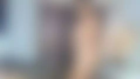 una delicia de mujer madura 😈 by angels-pervert