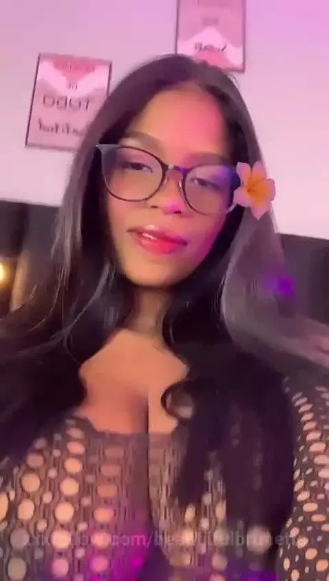 I bet u wanna taste this sweet body 🫦💋 by beautiifulbrunette