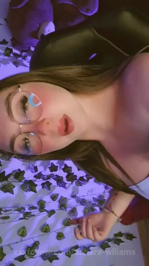 💋 My outfit can’t hide how naughty I feel… dare to see what’... by adhara-wlliams