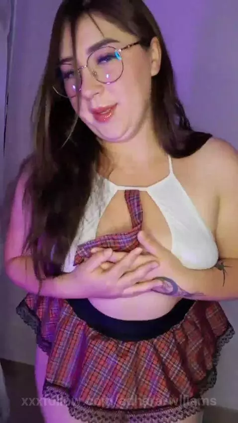 I'm online, ready to turn you on... are you brave enough to ... by adhara-wlliams