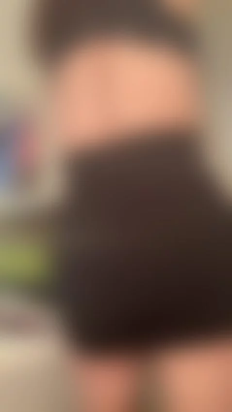 Feeling the music 🎵 🎶 💚 by harley102