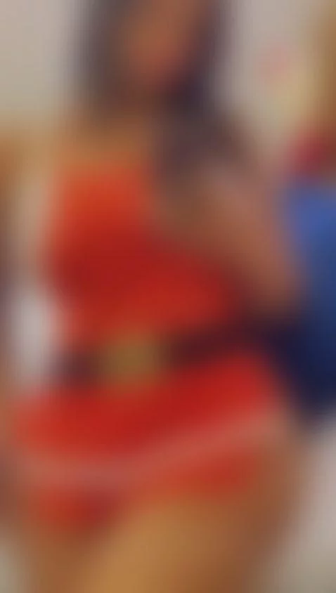 I'm your christmas girl, let's play by jhaaapy