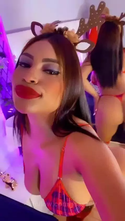 Honey do you want to come over and play with my Christmas as... by jhaaapy