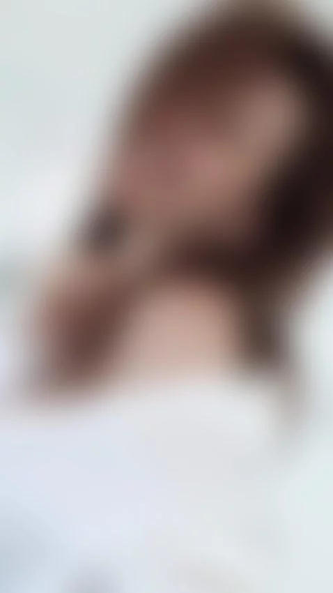 Morning kiss for my lovers. by serafinamuse