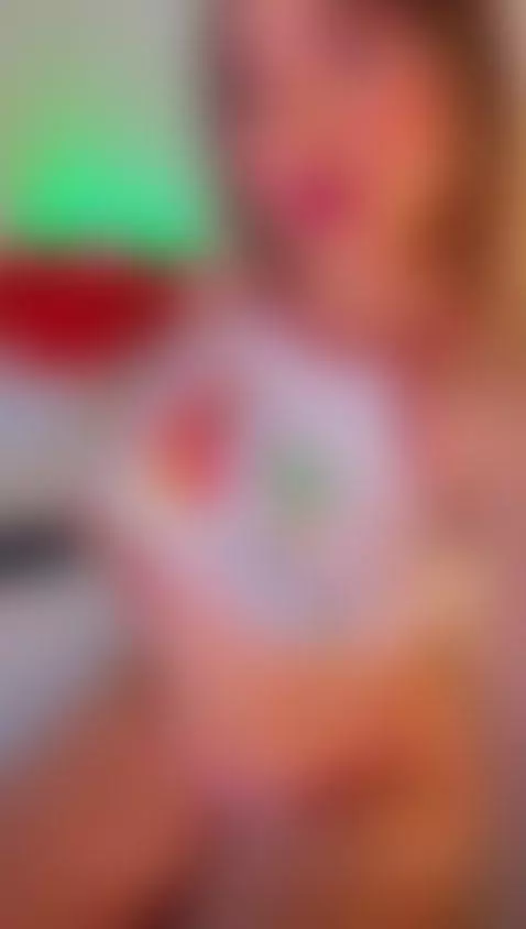 A delicious handjob with these tits by tiifany-lopez