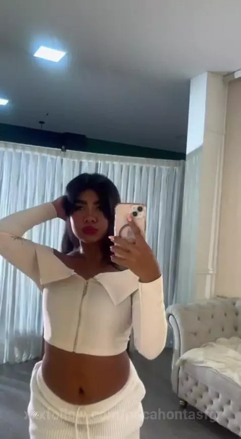 Your mommy favorite🥵 by pocahontasfg