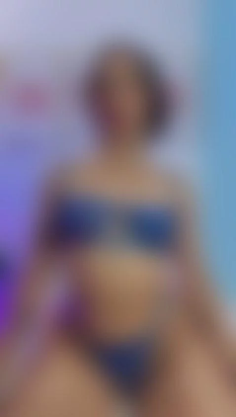 baby kiss me ❤ by innocentladyy