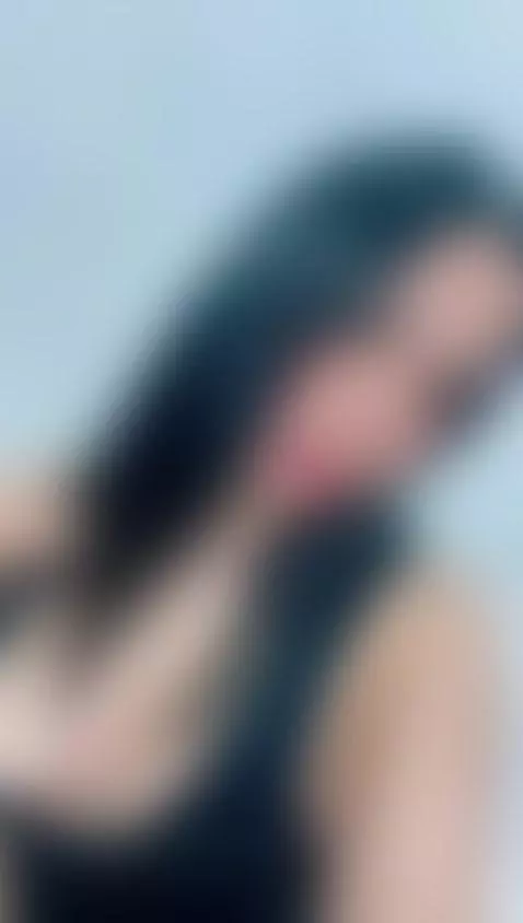 Darling, my kisses are yours whenever you want.💋🍒🥰 by innocentladyy