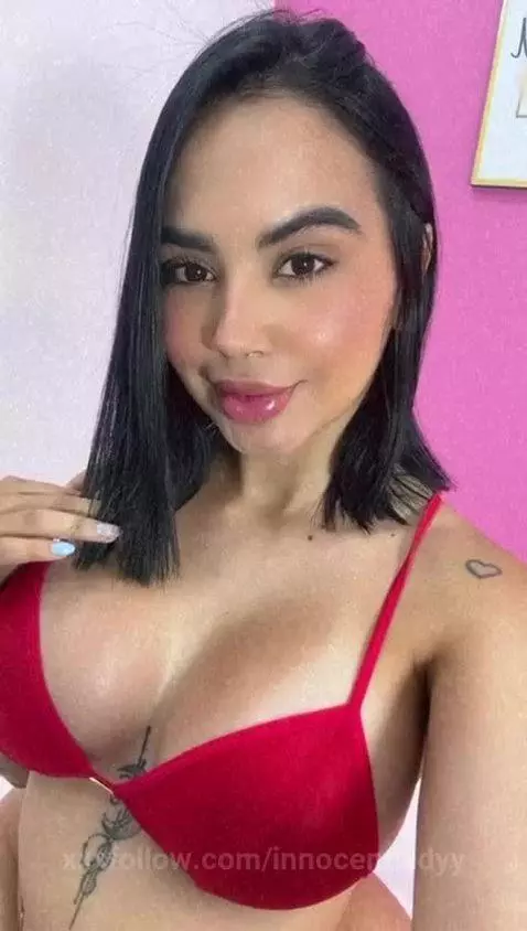 Be mineee 💗💗💗💗💗 by innocentladyy